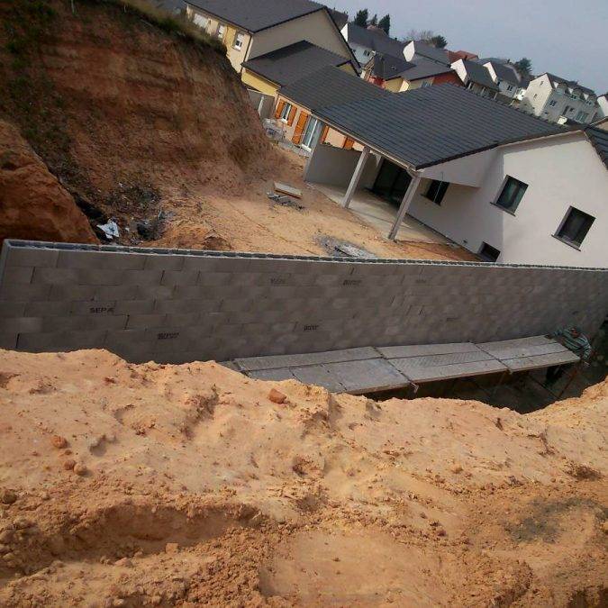 Réalisation d&#8217;un mur de séparation et pose de canalisations Maizières-lès-Metz 10